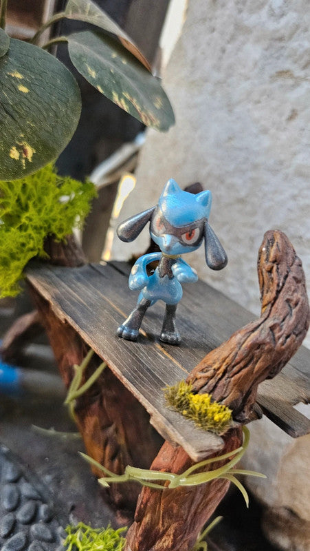Super figurine Pokemon Nintendo riolu effet brillant
