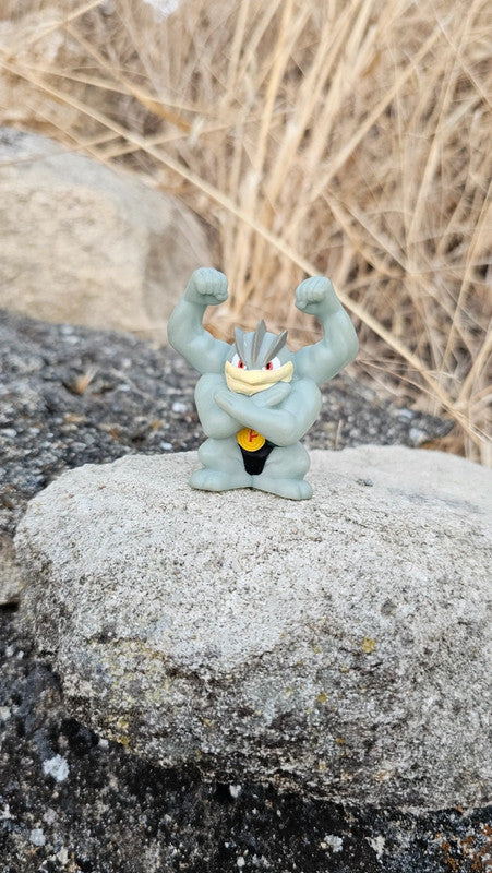 Super figurine Pokemon Nintendo finger puppet mackogneur