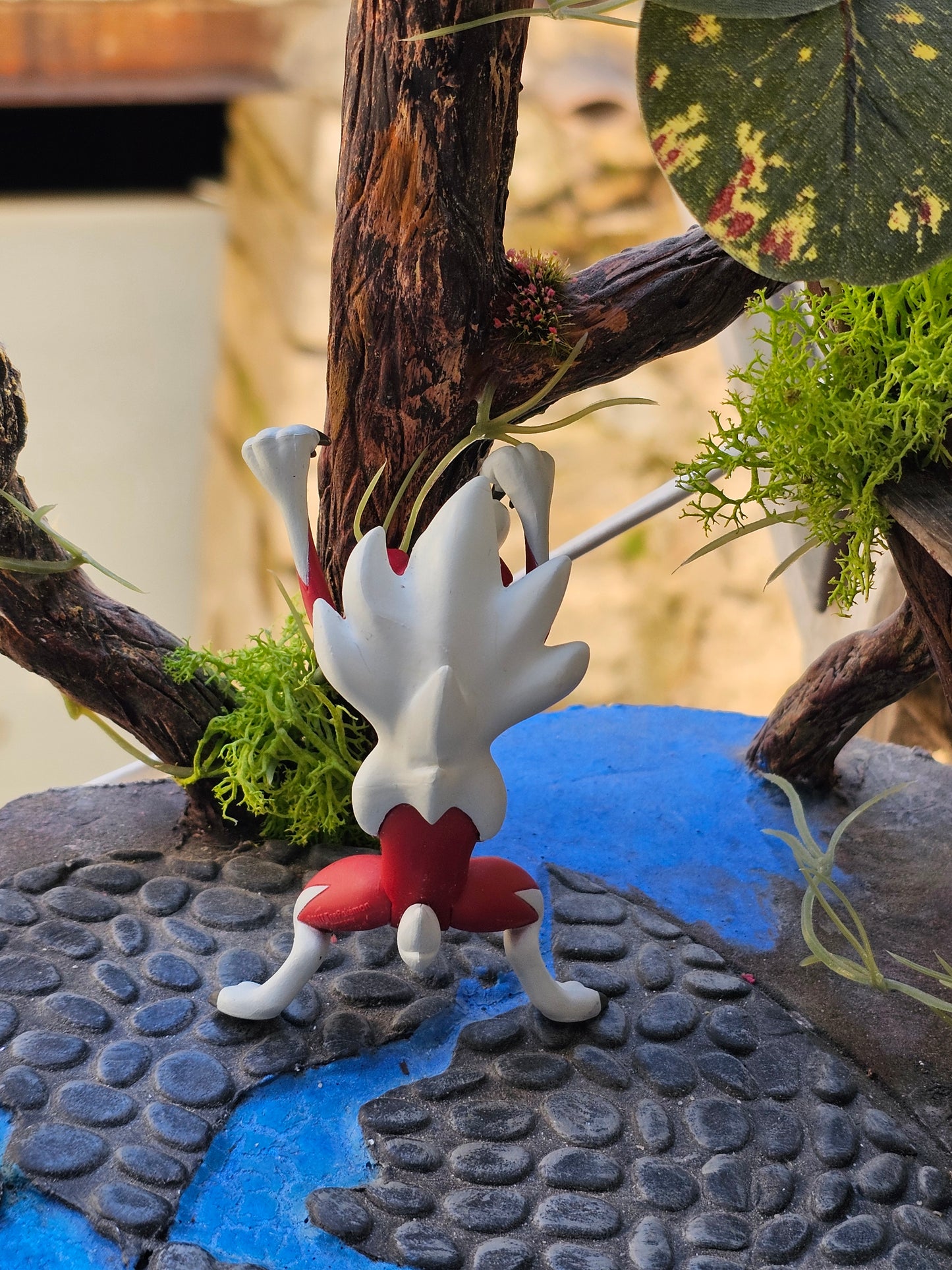Super figurine Pokemon Nintendo tomy Lougaroc
