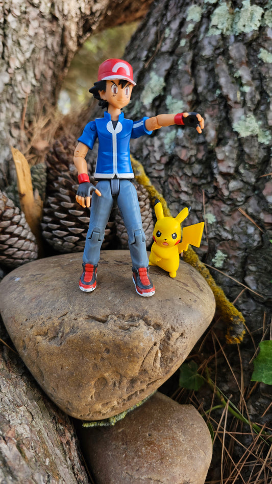 Figurine Pokemon Nintendo tomy Sacha et son Pikachu