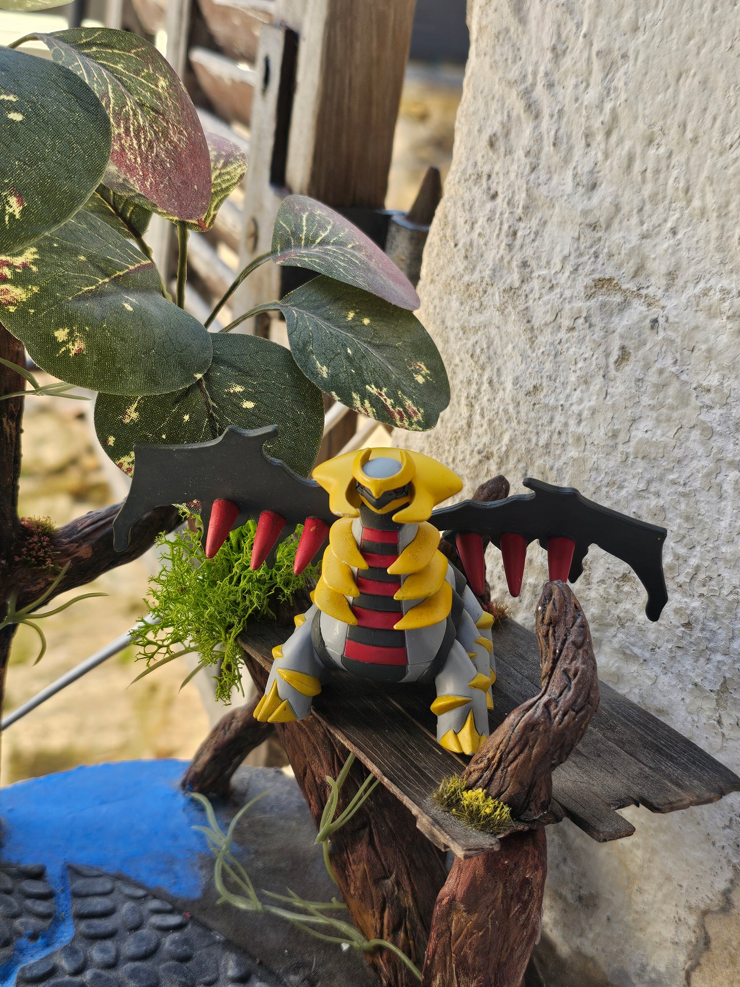 Super figurine Pokemon Nintendo tomy Giratina