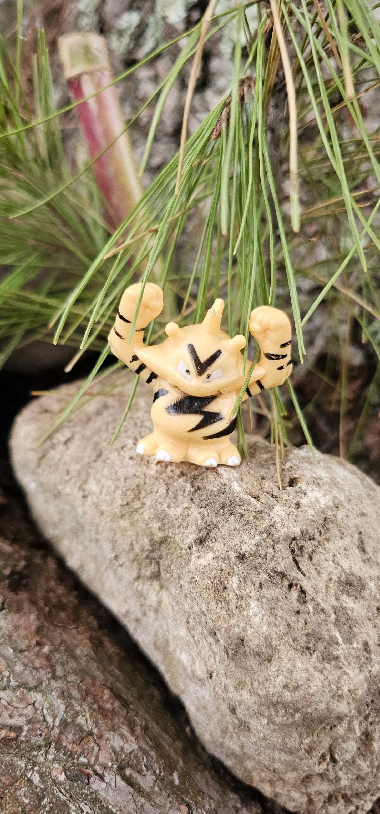 Super figurine Pokemon Bondai Elektek